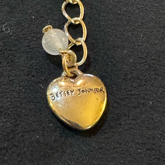 Betsey Johnson LOVE necklace NWOT - Picture 10 of 10